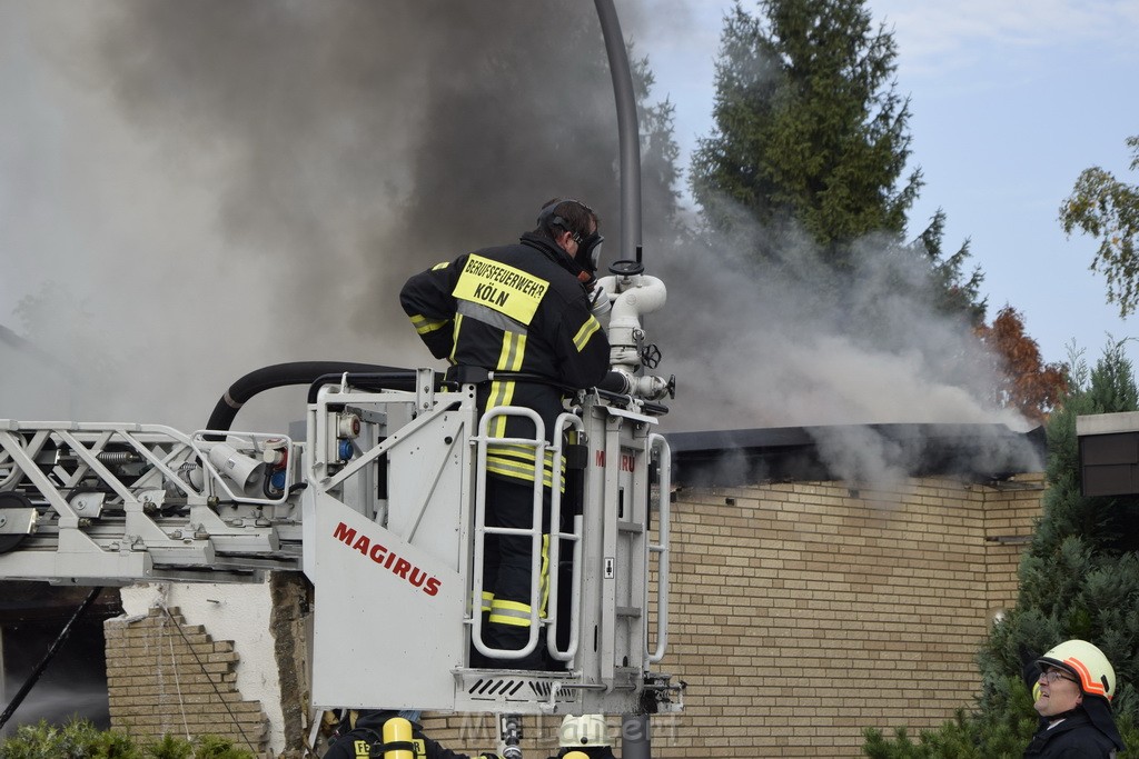 Feuer 2 Y Explo Koeln Hoehenhaus Scheuerhofstr P0370.JPG - Miklos Laubert